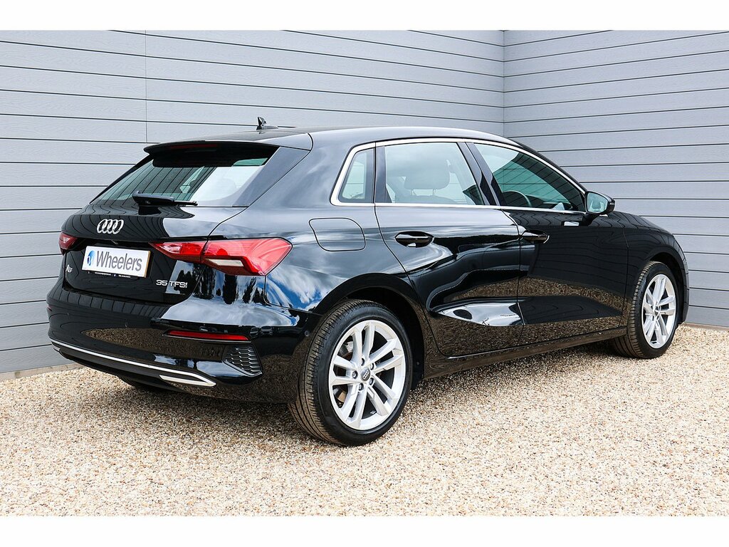 Audi A3 Tfsi Sport Black #3