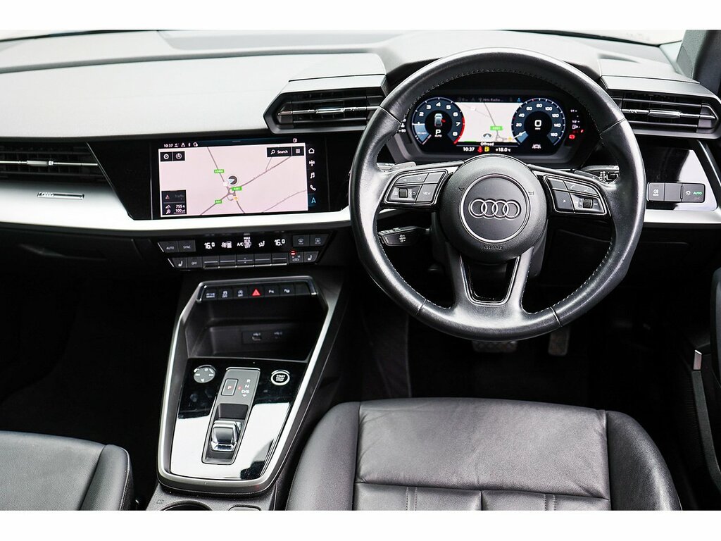Audi A3 Tfsi Sport Black #2