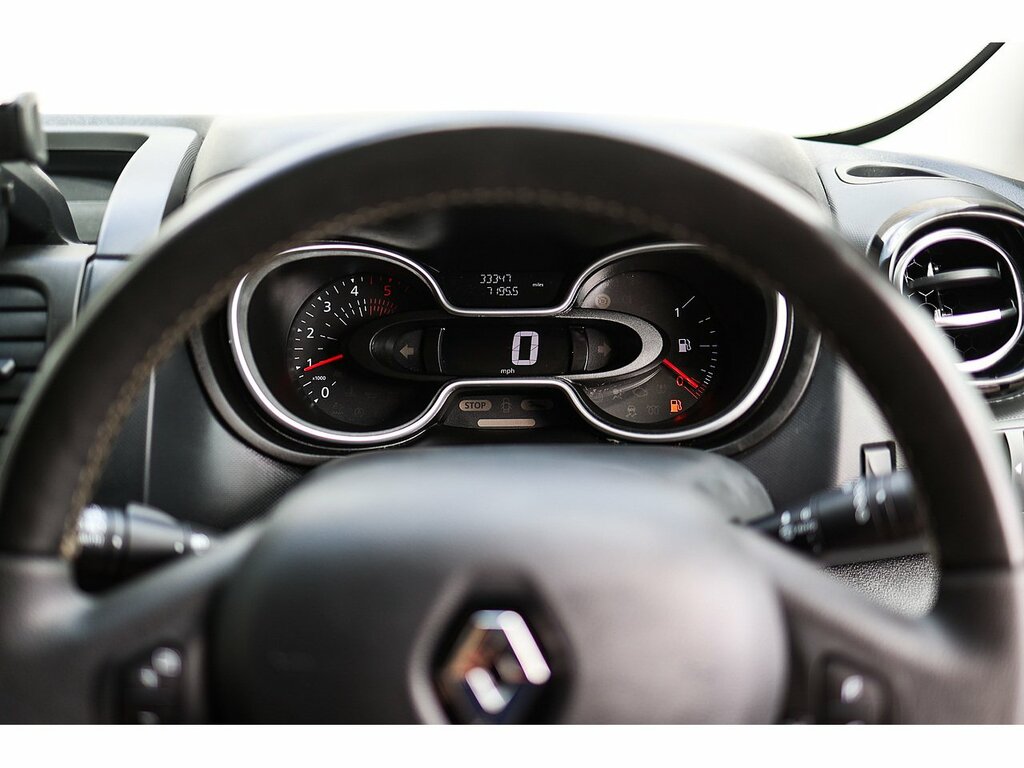 Renault Trafic Swb Lr Energy Sport Nav Euro 6 White #26