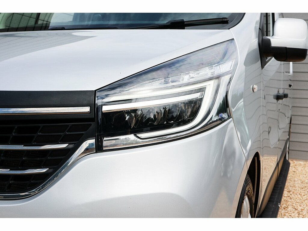 Renault Trafic Swb Lr Energy Sport Nav Euro 6 White #35