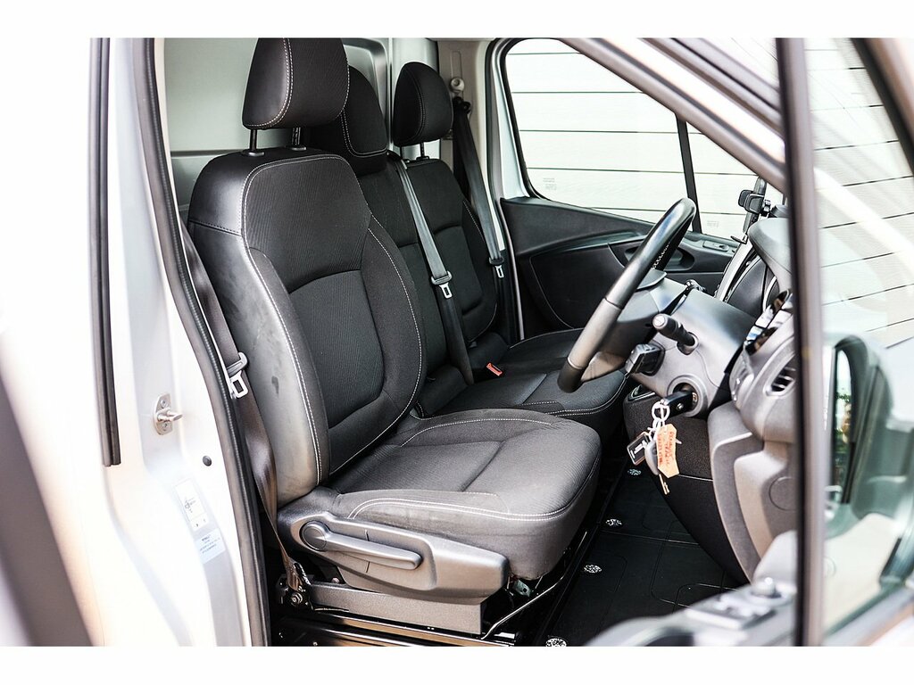 Renault Trafic Swb Lr Energy Sport Nav Euro 6 White #13