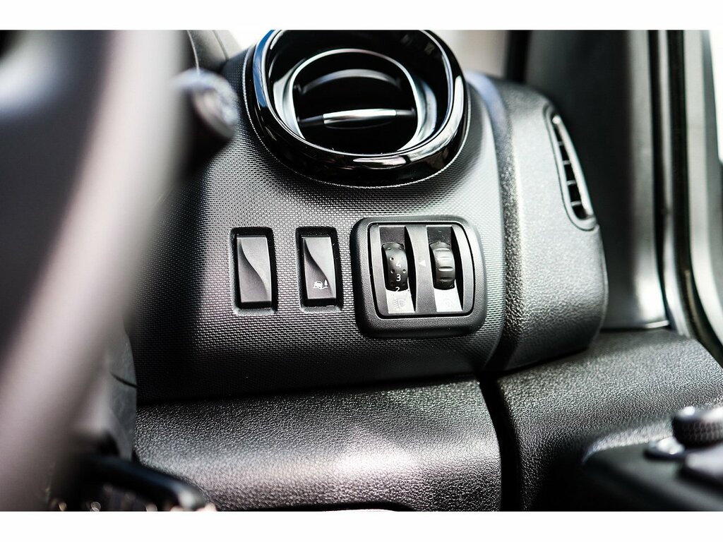 Renault Trafic Swb Lr Energy Sport Nav Euro 6 White #29