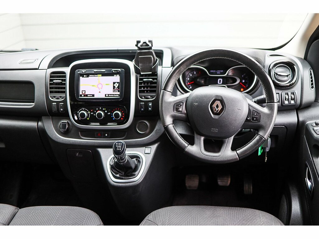 Renault Trafic Dci Energy 30 Sport Nav Silver #2
