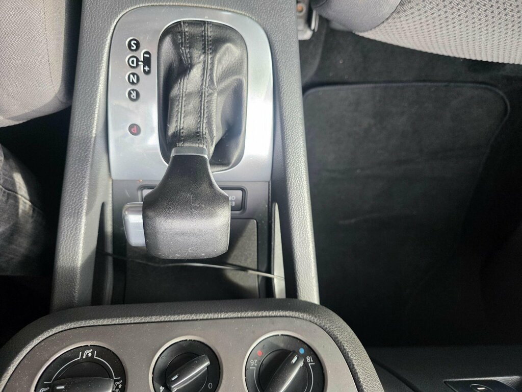 Volkswagen Golf Hatchback 2.0 Tdi Gt Sport Dsg 200707 Silver #13