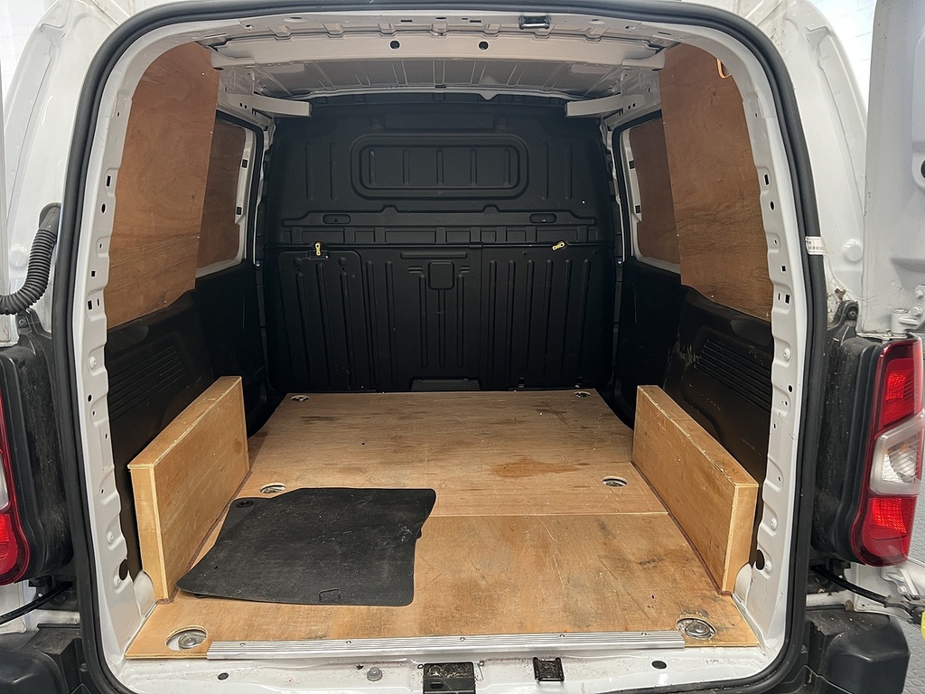 Toyota Proace City Active Grey #7