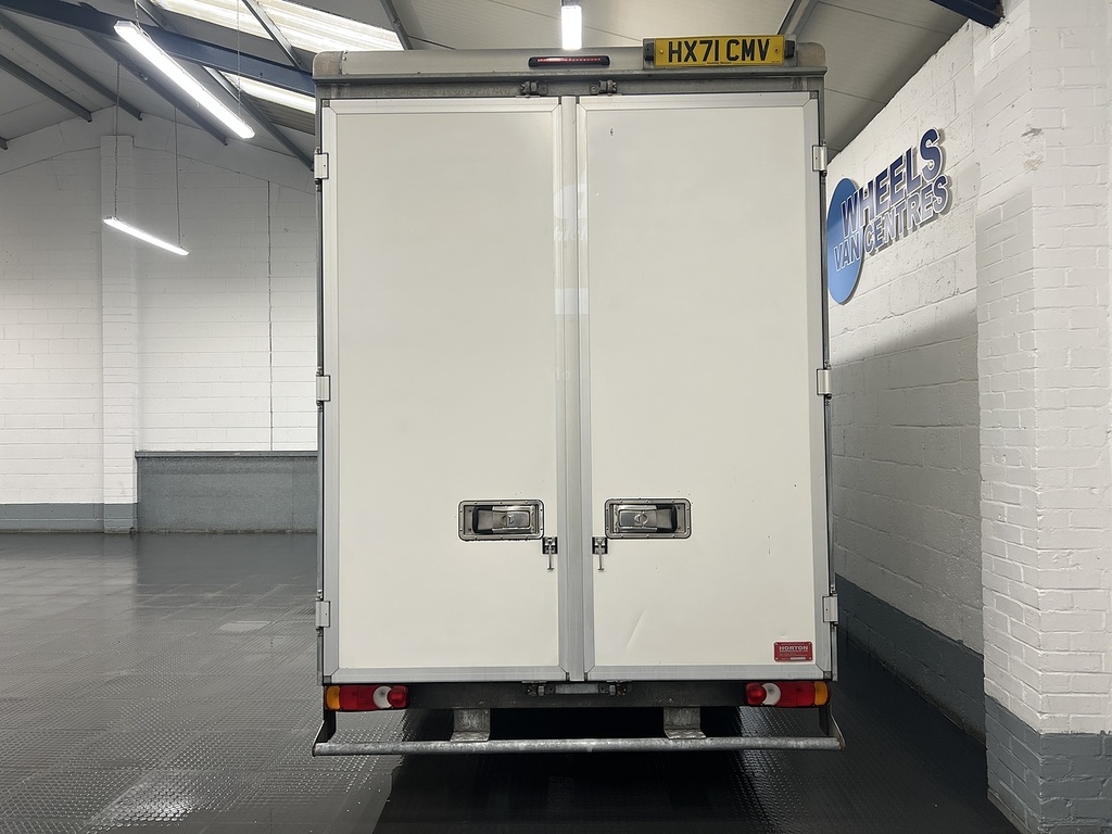 Peugeot Boxer Diesel White #4
