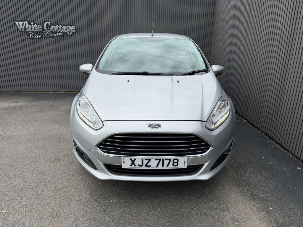 Ford Fiesta Hatchback 1.25 Zetec Euro 6 201565 Silver #4