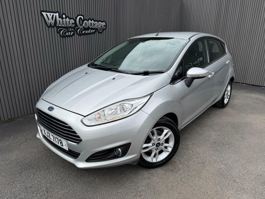 Ford Fiesta Hatchback 1.25 Zetec Euro 6 201565 Silver #3
