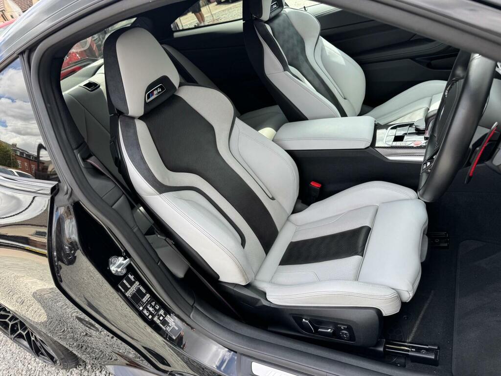 BMW M4 Coupe 3.0 Biturbo Competition Steptronic M Xdrive Black #4