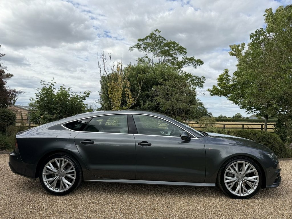 Audi A7 3L Black Edition Grey #4