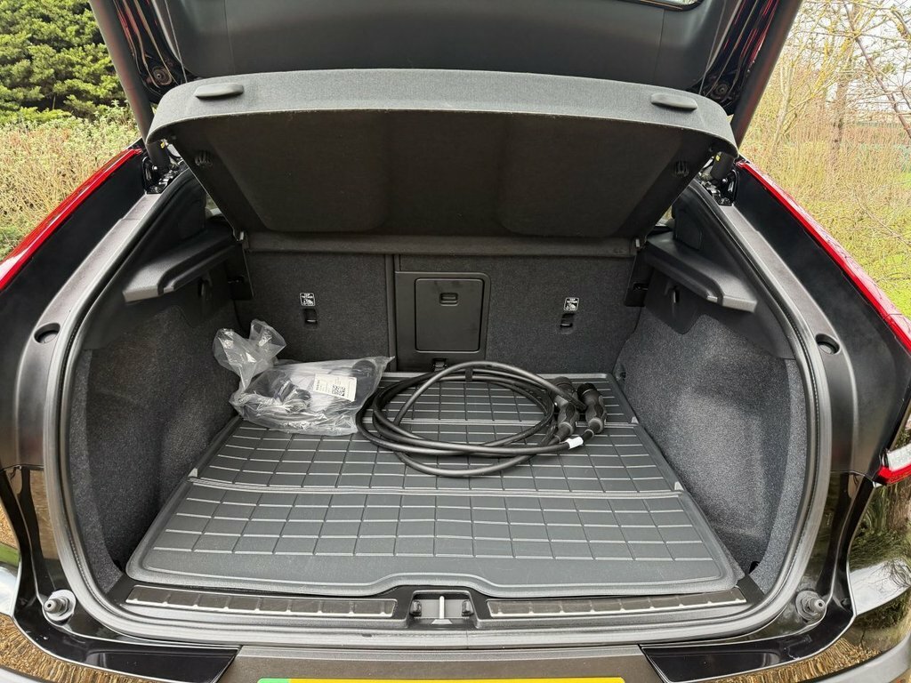 Volvo C40 175Kw Recharge Ultimate 69Kwh Black #16
