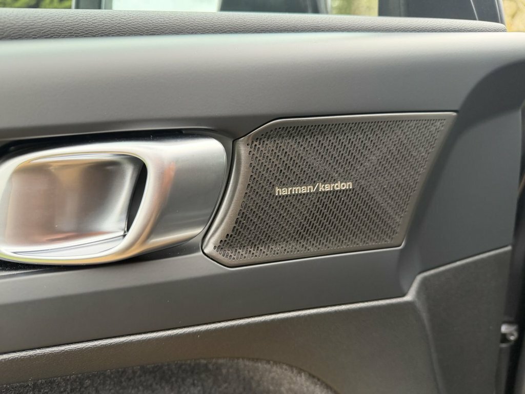 Volvo C40 175Kw Recharge Ultimate 69Kwh Black #25
