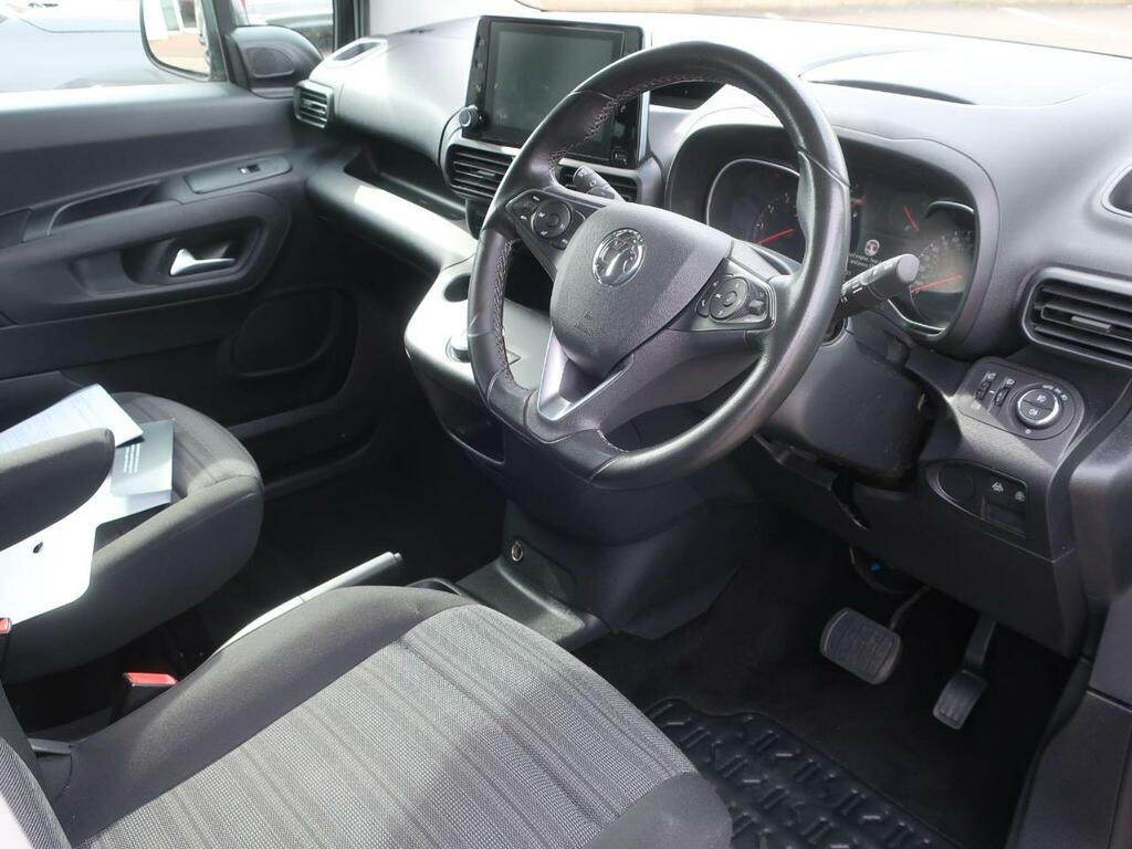 Vauxhall Combo Life Mpv 1.2 Turbo Se Euro 6 Ss Grey #16