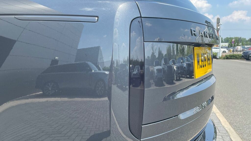 Land Rover Range Rover 4.4 P530 Black #19