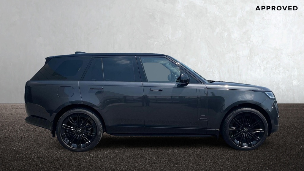 Land Rover Range Rover 4.4 P530 Black #5
