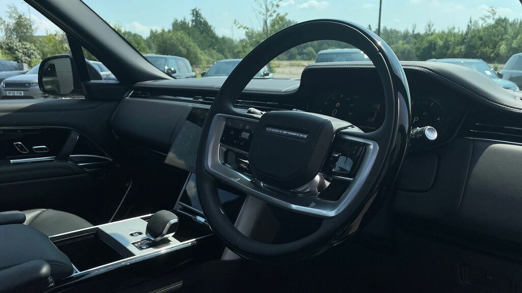 Land Rover Range Rover 4.4 P530 Black #35