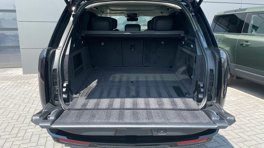 Land Rover Range Rover 4.4 P530 Black #10