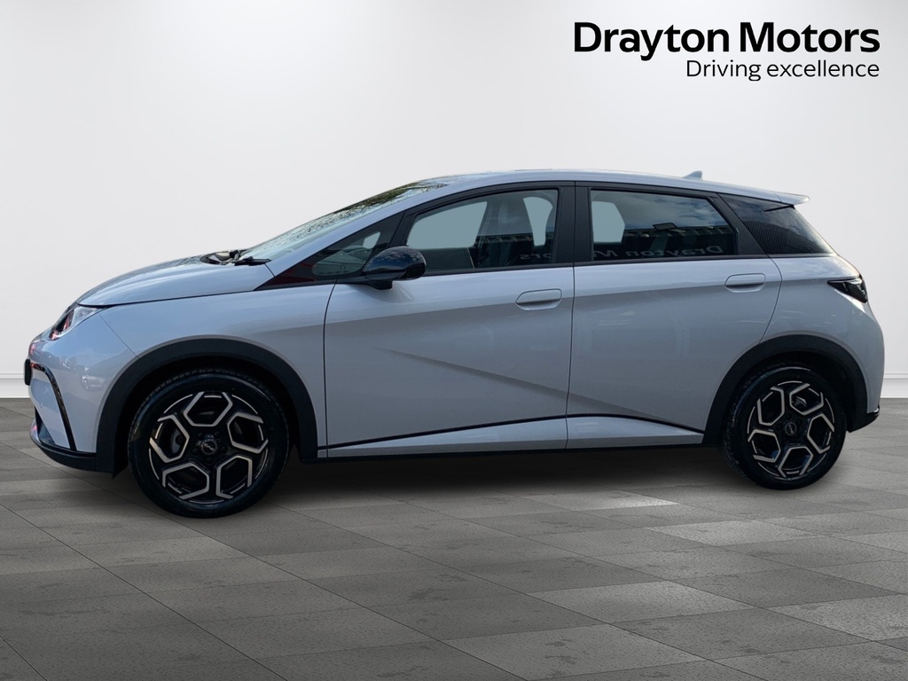 Byd Dolphin 60.48Kwh Comfort Hatchback 204 FT75JNN White #5