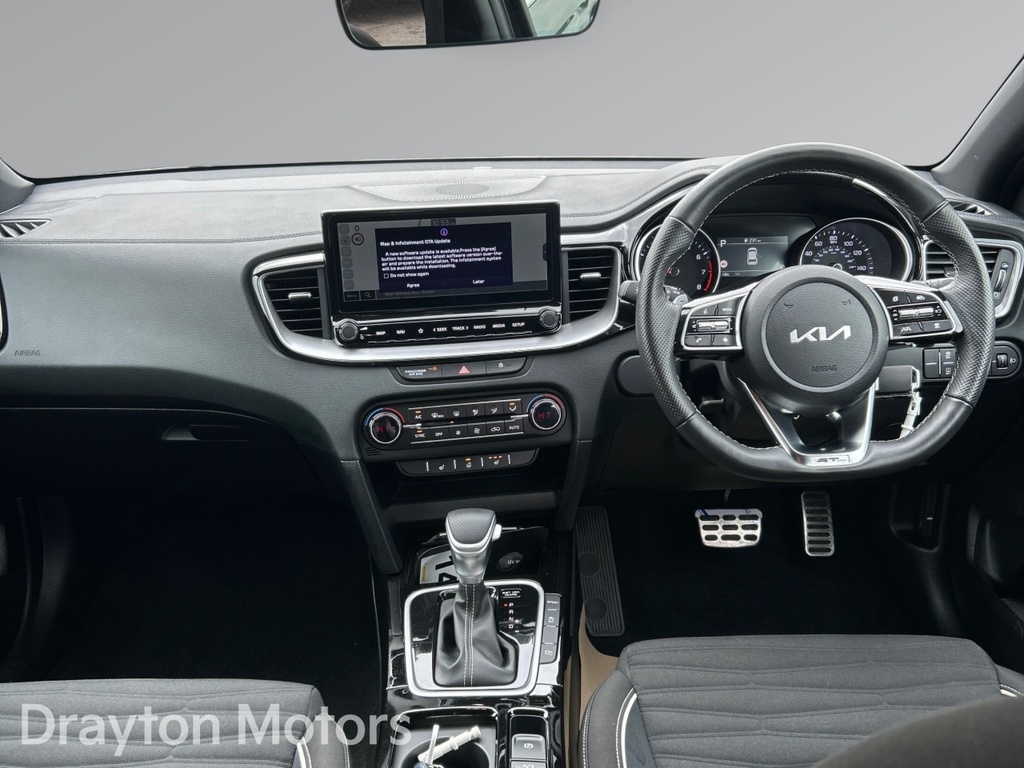 Kia Ceed 1.5 T-gdi Gt-line Hatchback Dct Euro 6 FE25YWV Black #2