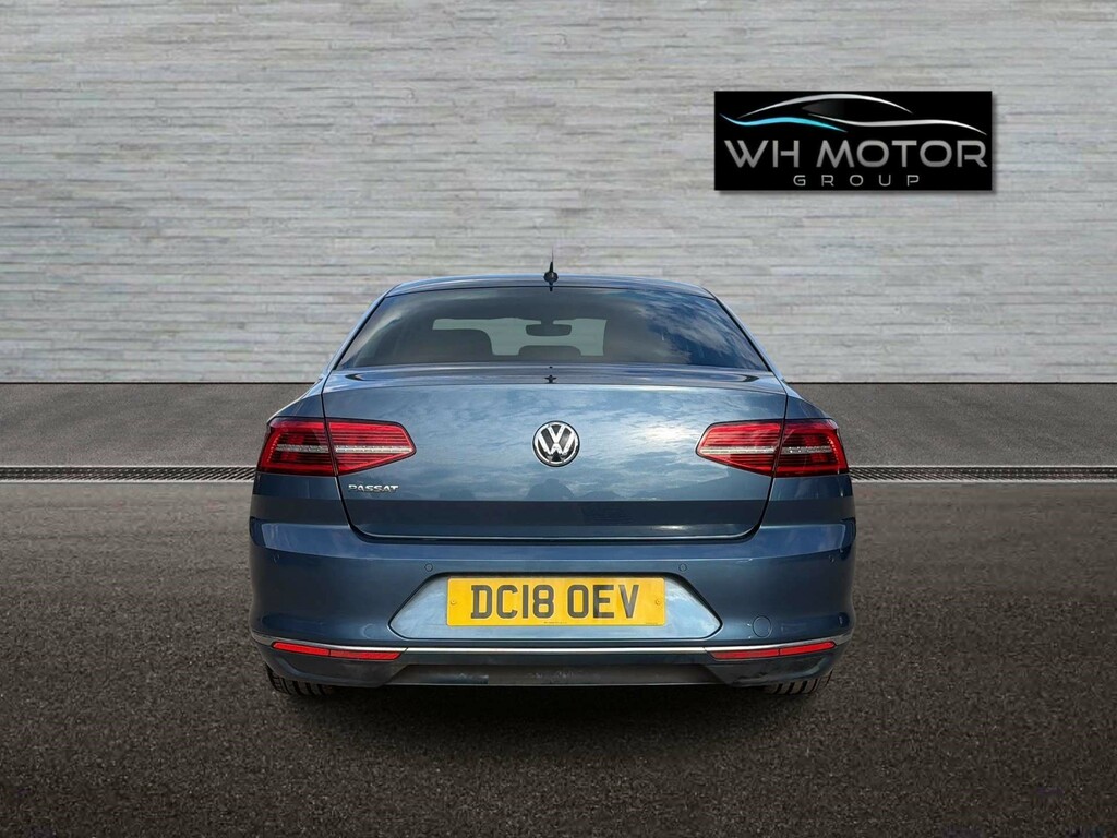 Volkswagen Passat 2.0 Tdi Gt Dsg Panoramic Roof 7 Speed  #8