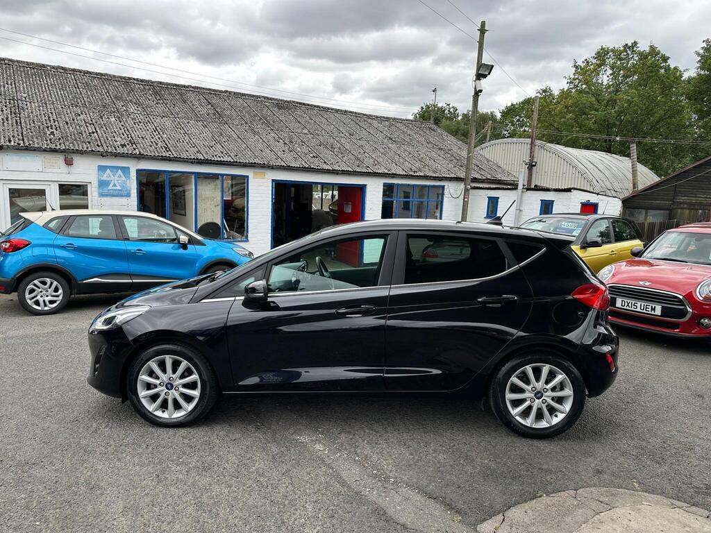 Ford Fiesta 1.0T Ecoboost Titanium Euro 6 S S KN20ZMV Black #4