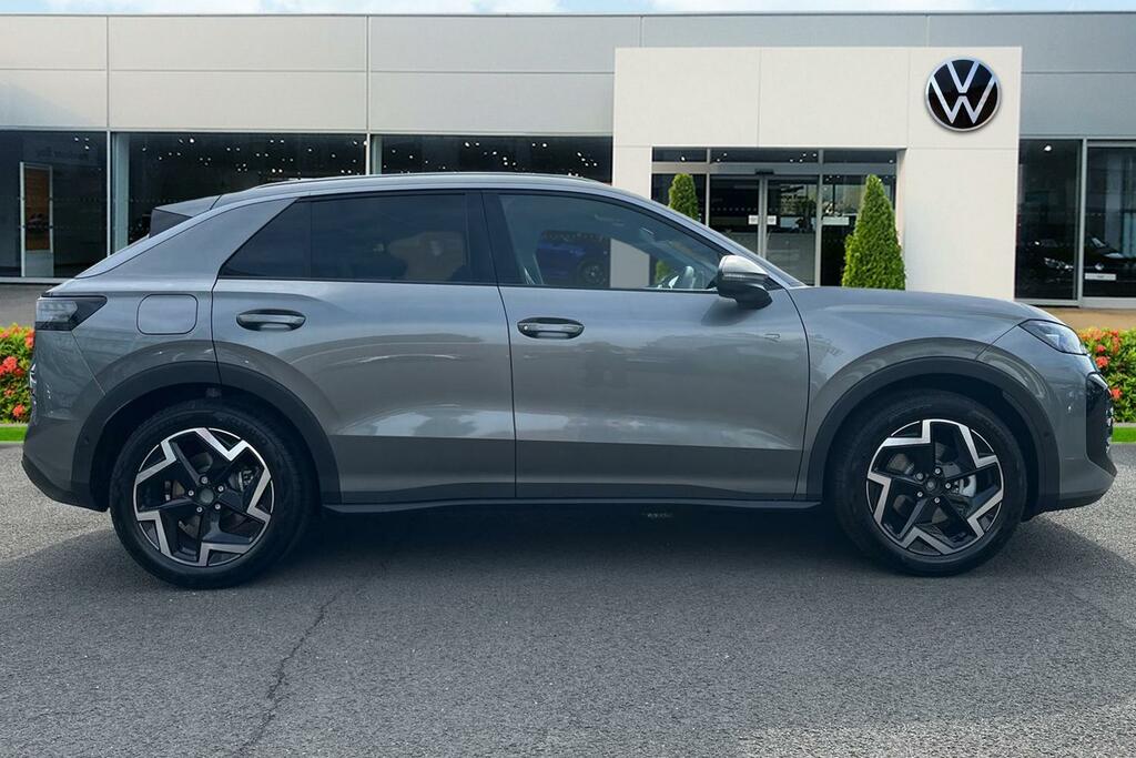 Volkswagen T-Roc New T-roc R-line 1.5 Etsi 150 Ps 7-Speed Dsg Grey #4