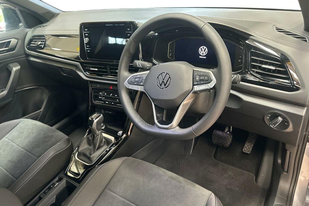Volkswagen T-Roc 1.5 Tsi Style Design Dsg Black #6