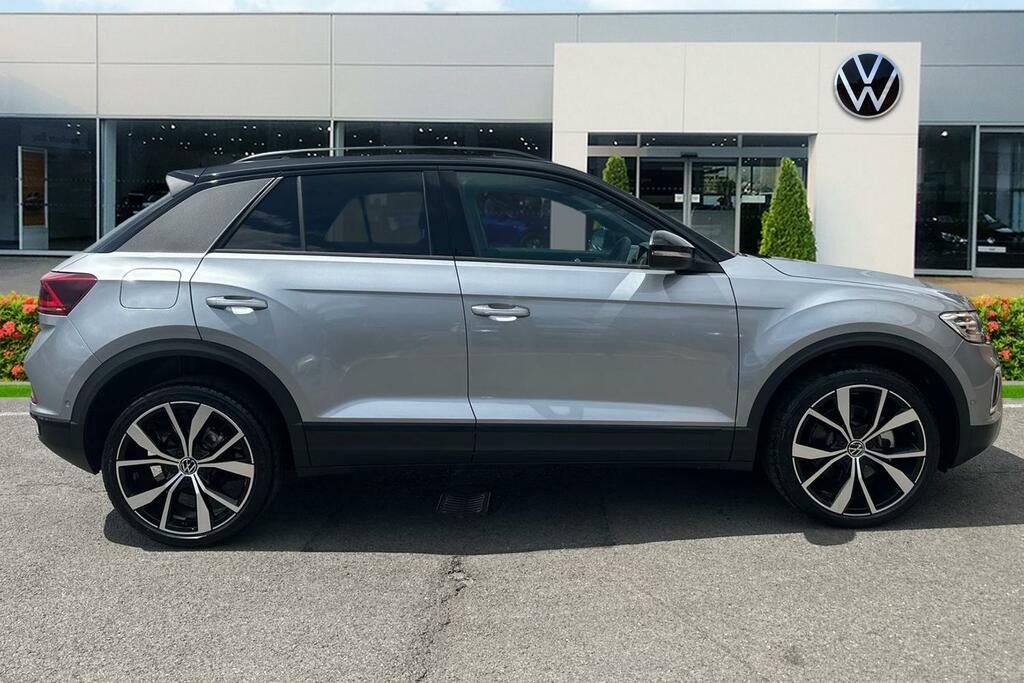 Volkswagen T-Roc 1.5 Tsi Style Design Dsg Black #4