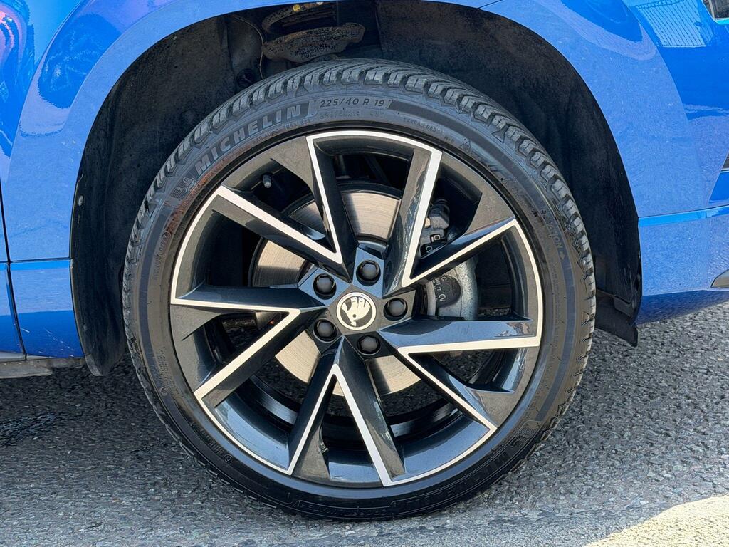 Skoda Karoq 1.5 Tsi Sport Line Dsg Blue #2