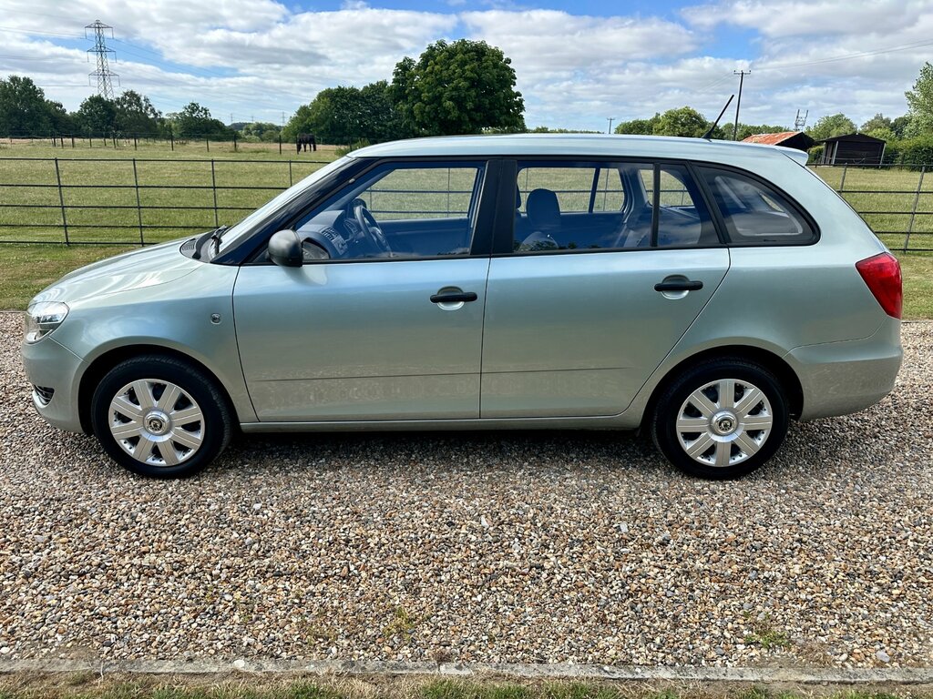 Skoda Fabia 1.2 S Estate Euro 5 69 Ps Green #5