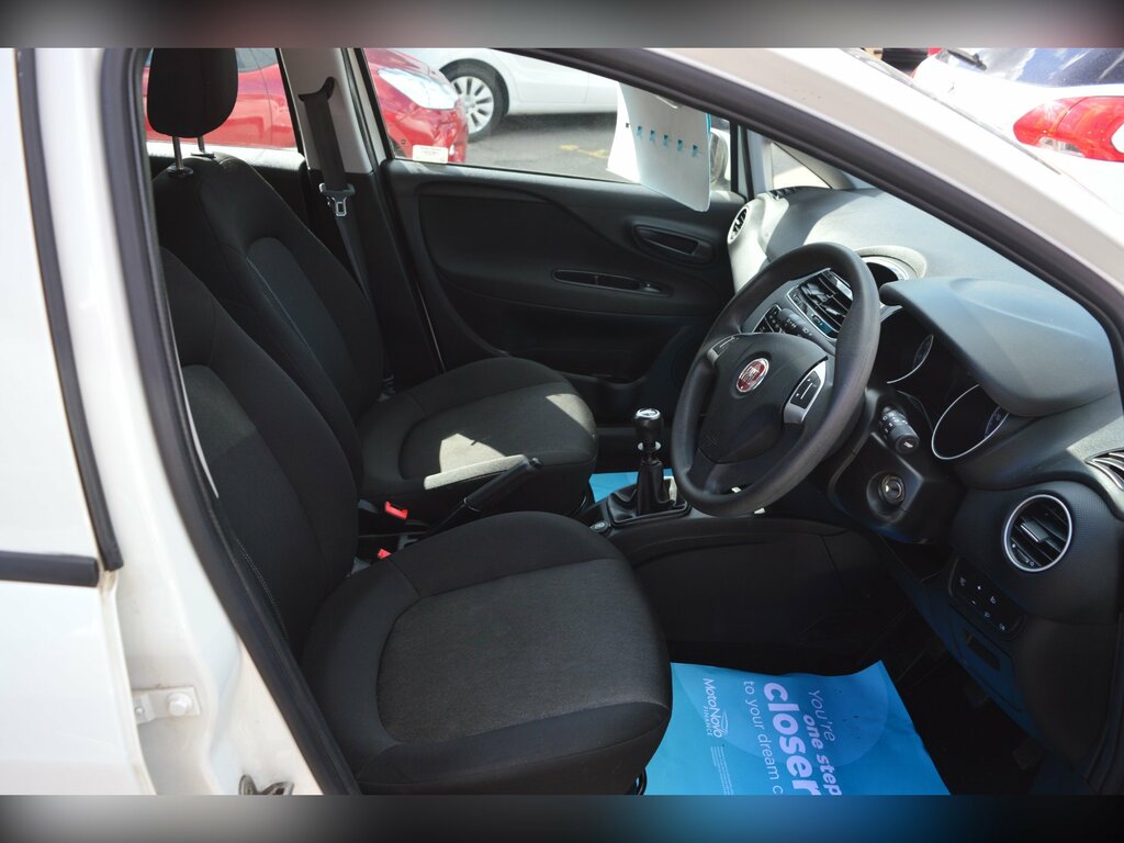 Fiat Punto 1.2 Punto 1.2 8V 69Hp Pop 201767 Blue #9