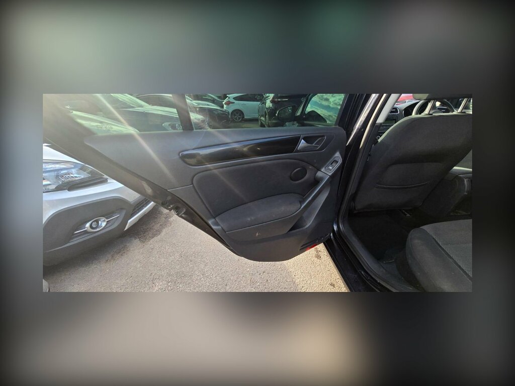 Volkswagen Golf 1.6 Tdi Se Dsg Euro 5 Black #3