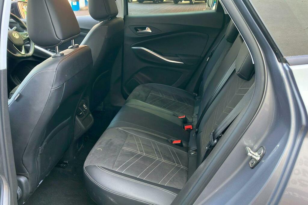 Vauxhall Grandland 1.2 Turbo Ultimate Suv GV72LPC Grey #4