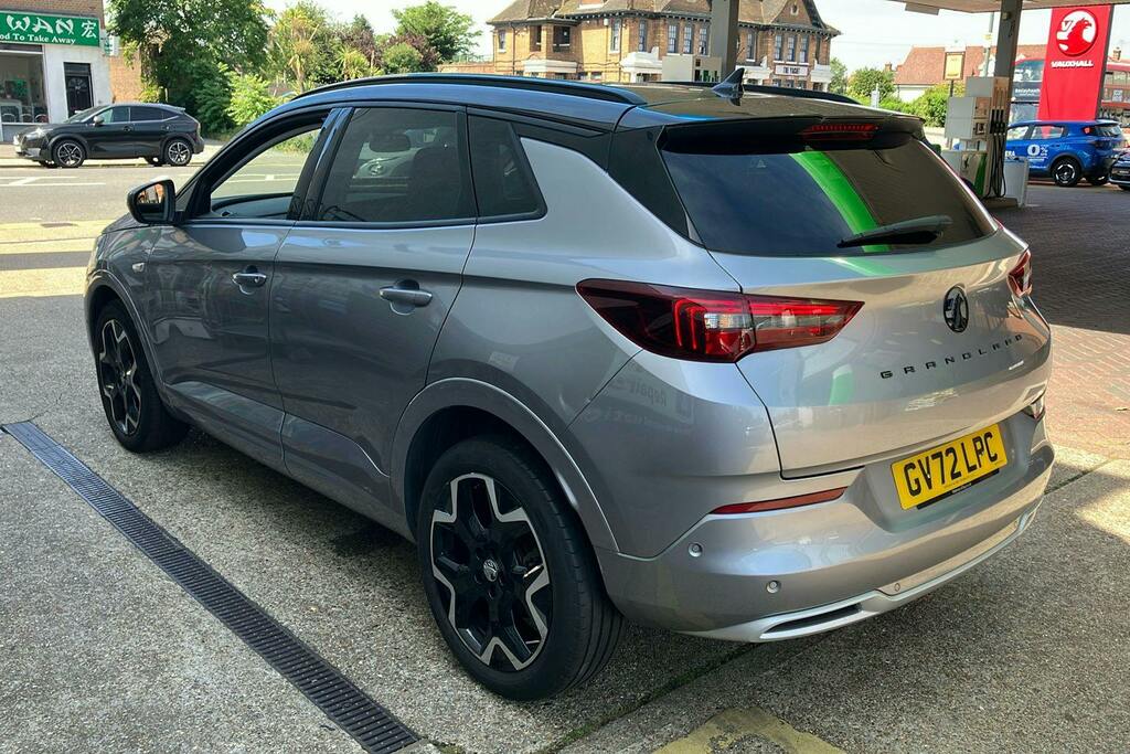 Vauxhall Grandland 1.2 Turbo Ultimate Suv GV72LPC Grey #2