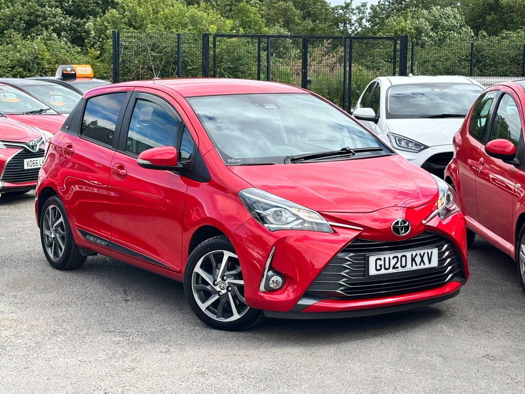 Toyota Yaris 1.5 Vvt-i Y20 Bi-tone Euro 6 Red
