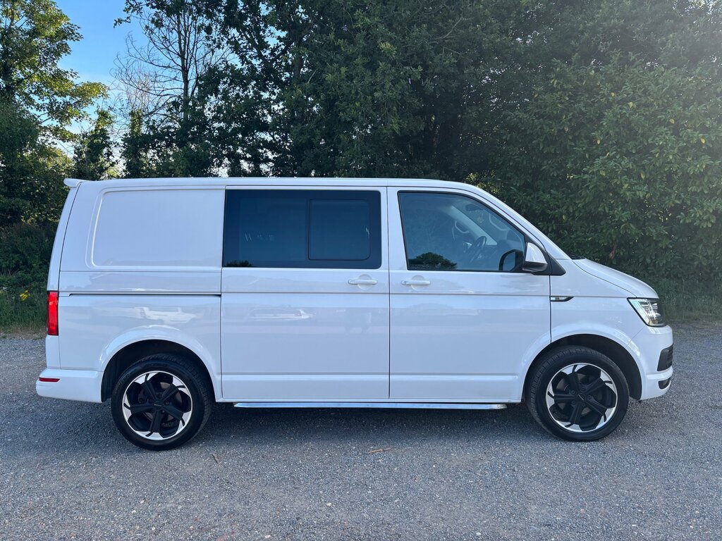 Volkswagen Transporter 2.0 Tdi T30 Bluemotion Tech Highline Kombi Double White #2