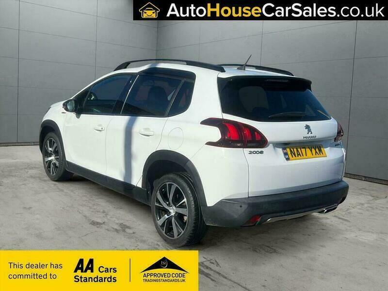 Peugeot 2008 1.6 Bluehdi Gt Line White #4