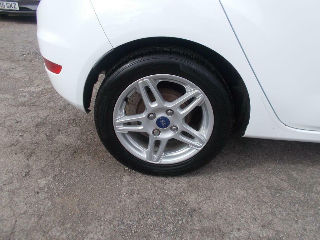 Ford Fiesta 1.25 Zetec Euro 5 Black #8