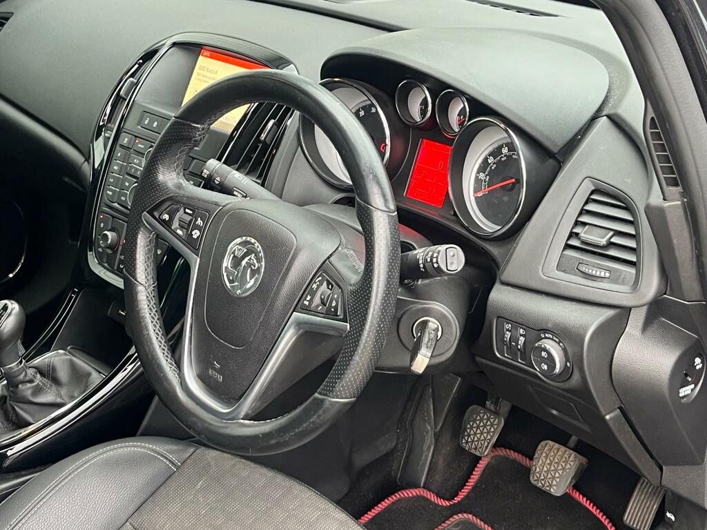 Vauxhall Astra GTC Sri Black #6