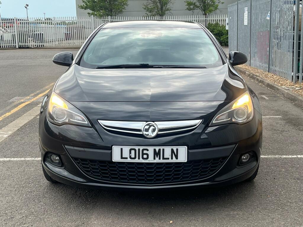 Vauxhall Astra GTC Coupe 1.6 Cdti Ecoflex Limited Edition Euro 6 Ss White #24