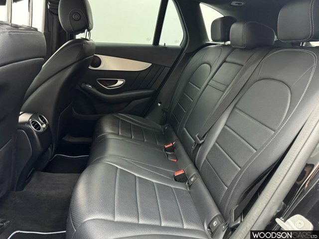Mercedes-Benz GLC Class 2018 2.1 Glc220d Amg Line Suv G-tronic Black #5