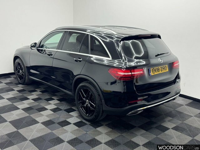 Mercedes-Benz GLC Class 2018 2.1 Glc220d Amg Line Suv G-tronic Black #2