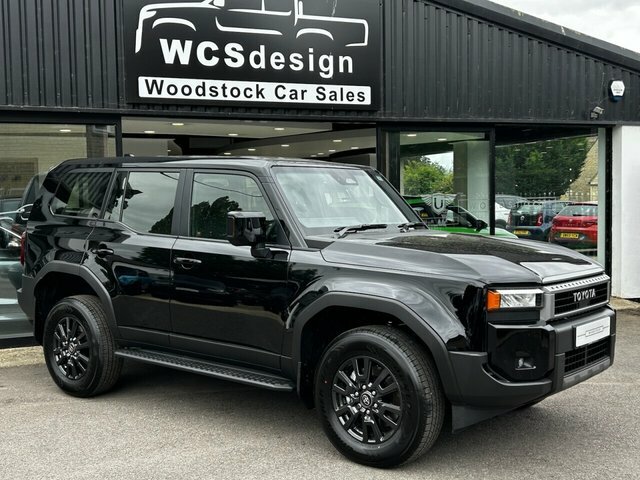 Toyota Land Cruiser Suv Black #6