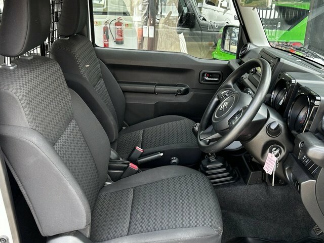 Suzuki Jimny 1.5 Lcv Allgrip Euro 6 White #24