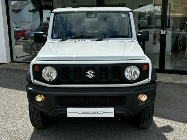 Suzuki Jimny Suv White #3
