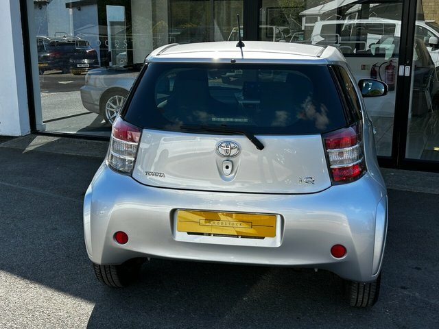 Toyota IQ 1.3L 3 Silver #15