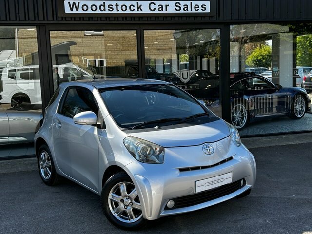Toyota IQ 1.3L 3 Silver #8