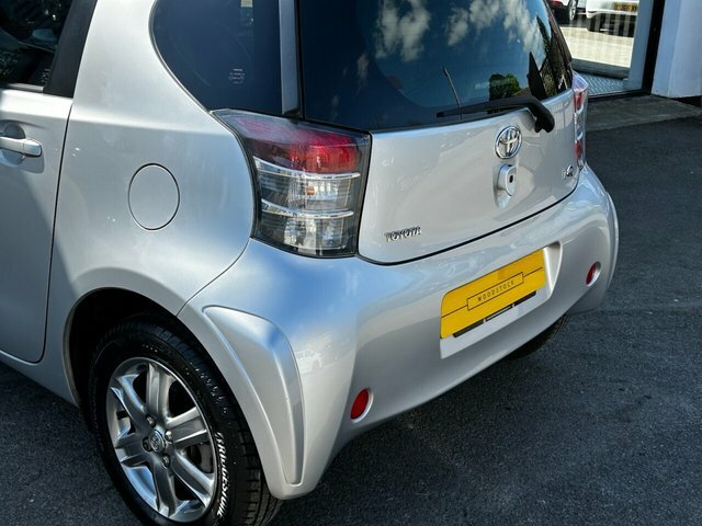 Toyota IQ 1.3L 3 Silver #12