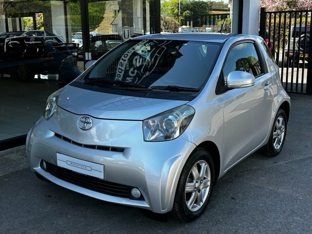 Toyota IQ Hatchback Silver #6