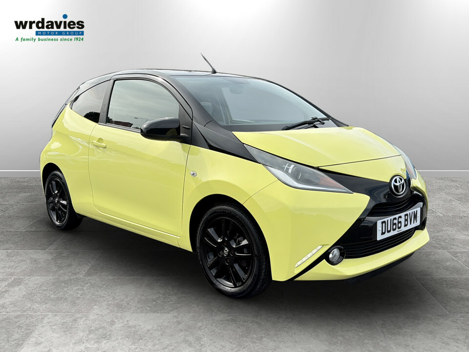 Toyota Aygo 1.0 Vvt-i X-cite 3 Yellow
